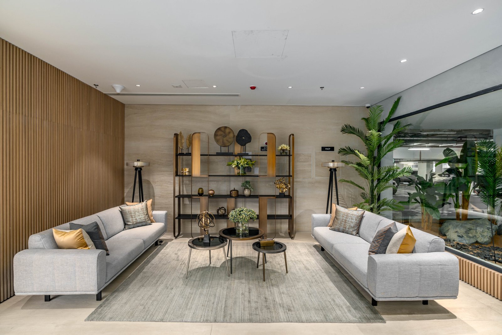Lobby 7